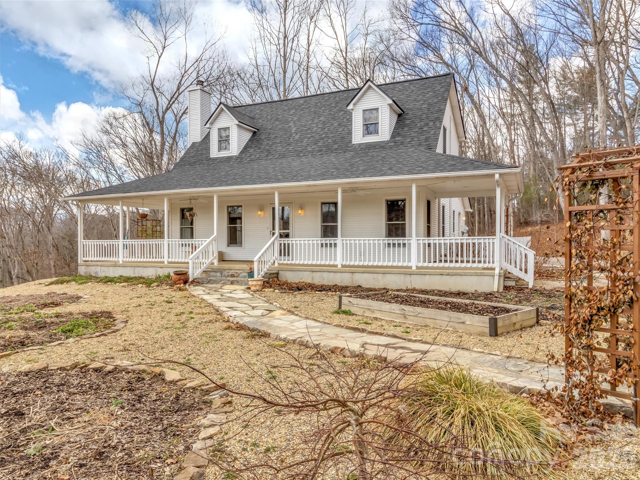 109 Paradise Circle Clyde NC 28721