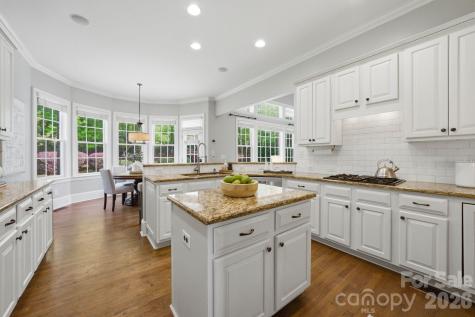 7004 Camrose Crossing Lane Matthews NC 28104