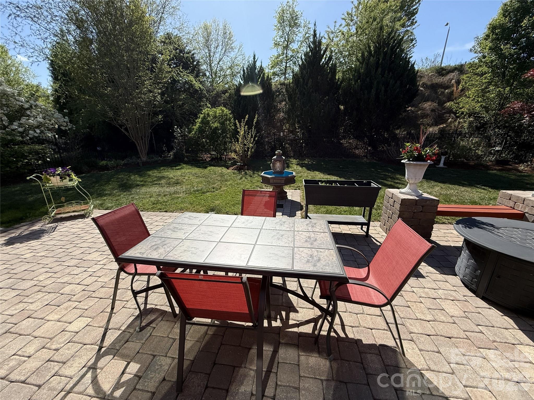 19 Pacifico Drive Asheville NC 28806