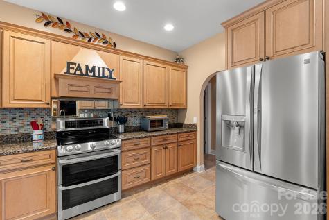 19 Pacifico Drive Asheville NC 28806