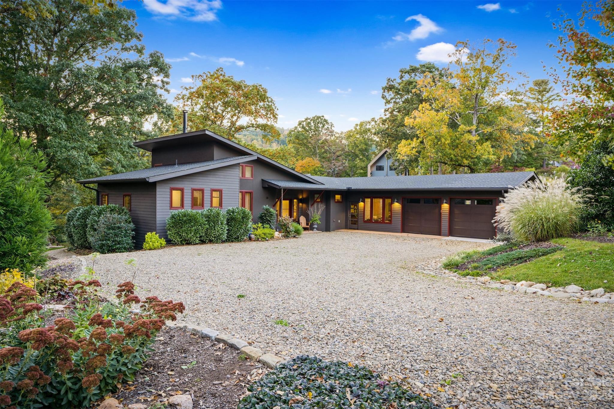 38 Wandering Oaks Way Asheville NC 28805