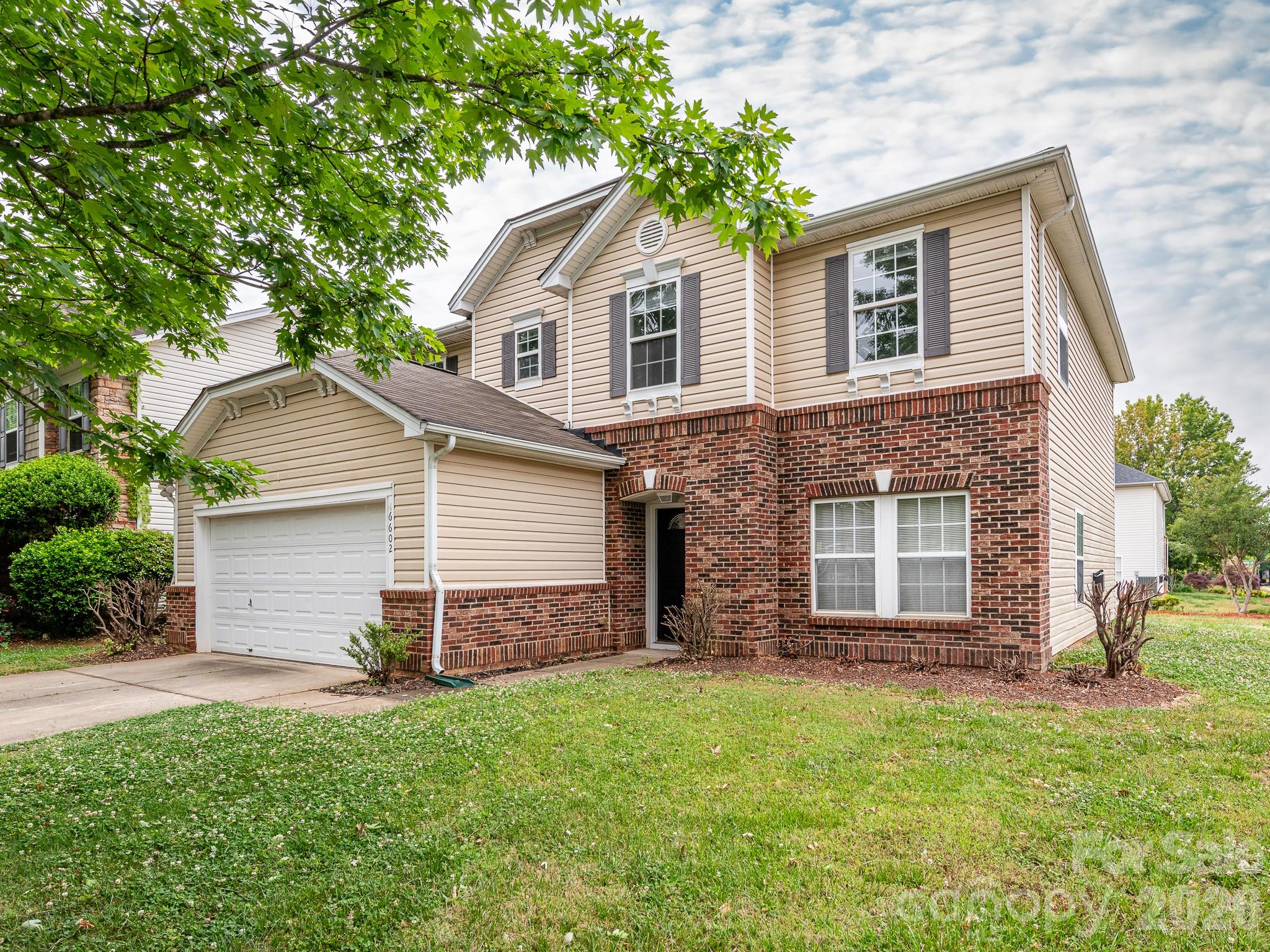 6602 Latherton Lane Charlotte NC 28278