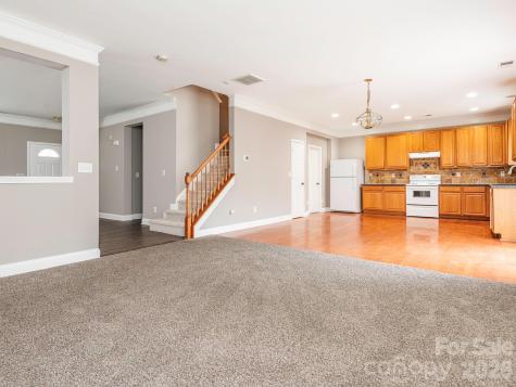 6602 Latherton Lane Charlotte NC 28278