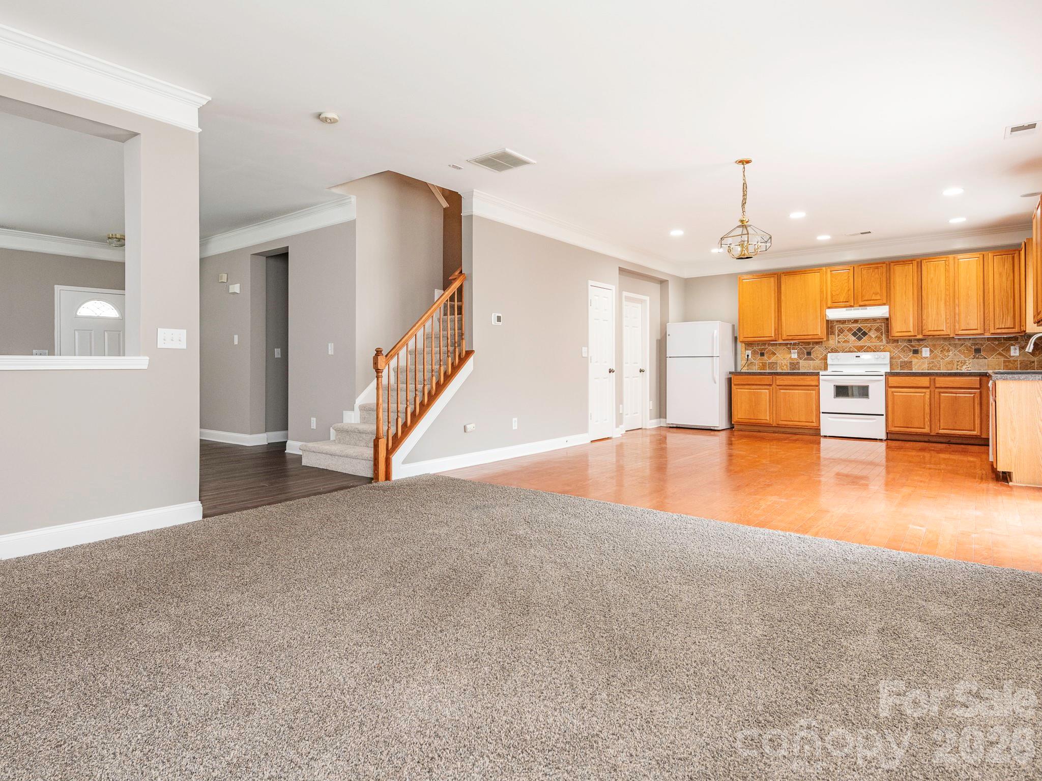 6602 Latherton Lane Charlotte NC 28278