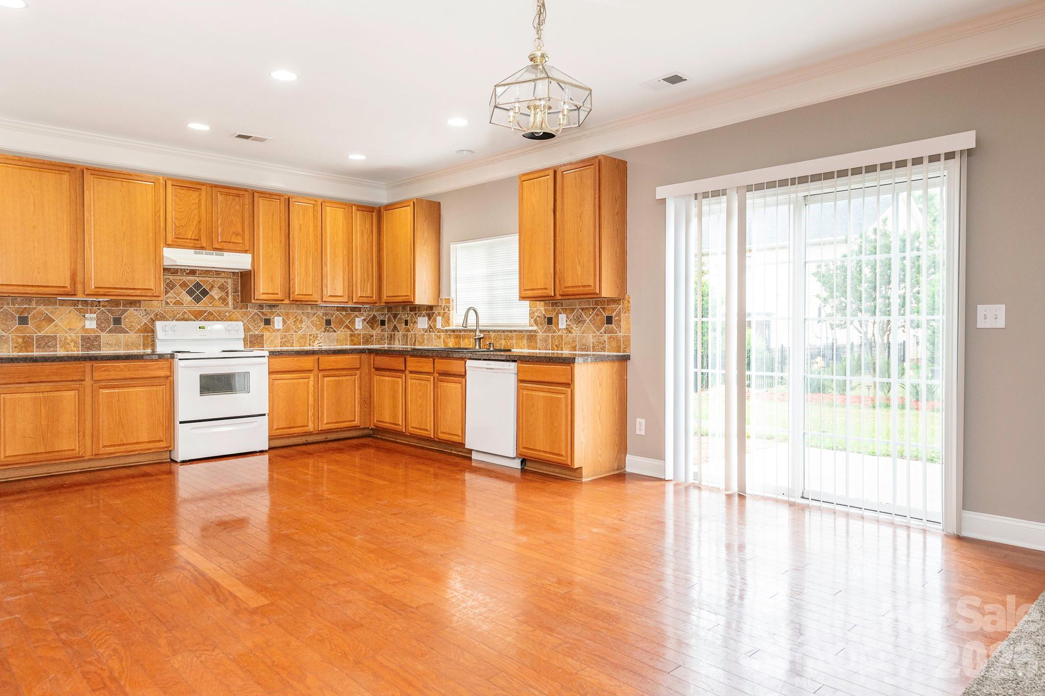 6602 Latherton Lane Charlotte NC 28278