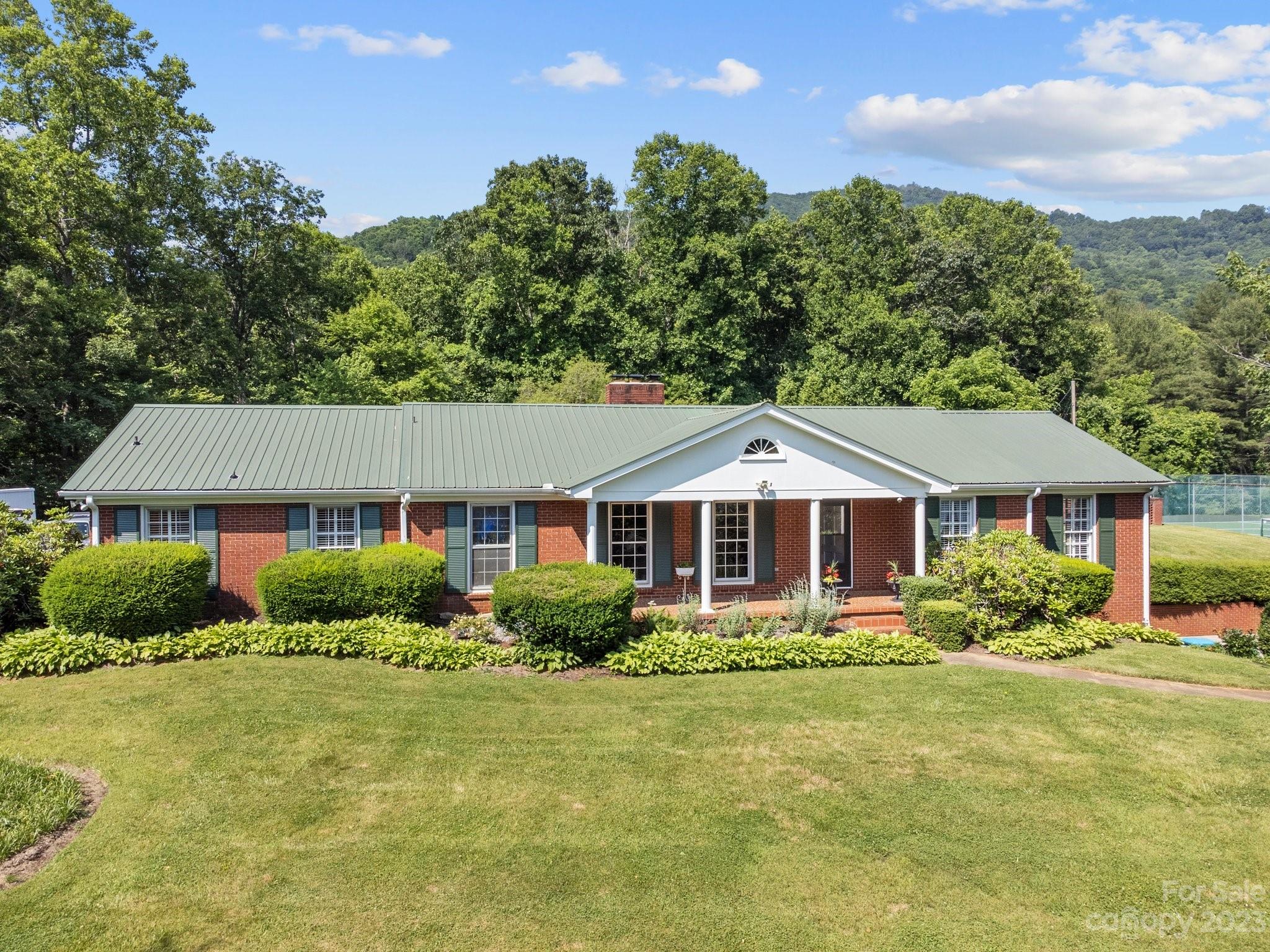 3 Indian Place Asheville NC 28805