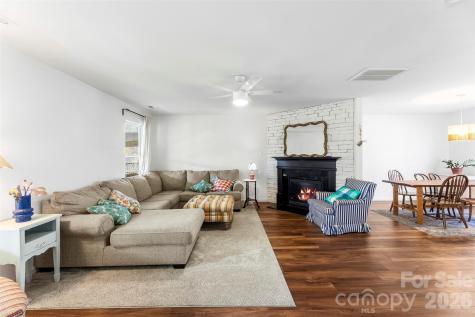 9610 Duxford Lane Charlotte NC 28269