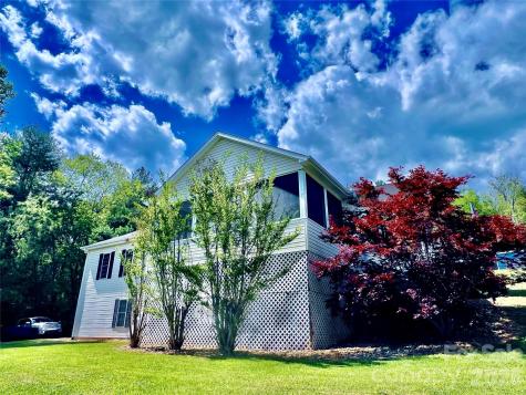 7 Curtis Drive Hendersonville NC 28739