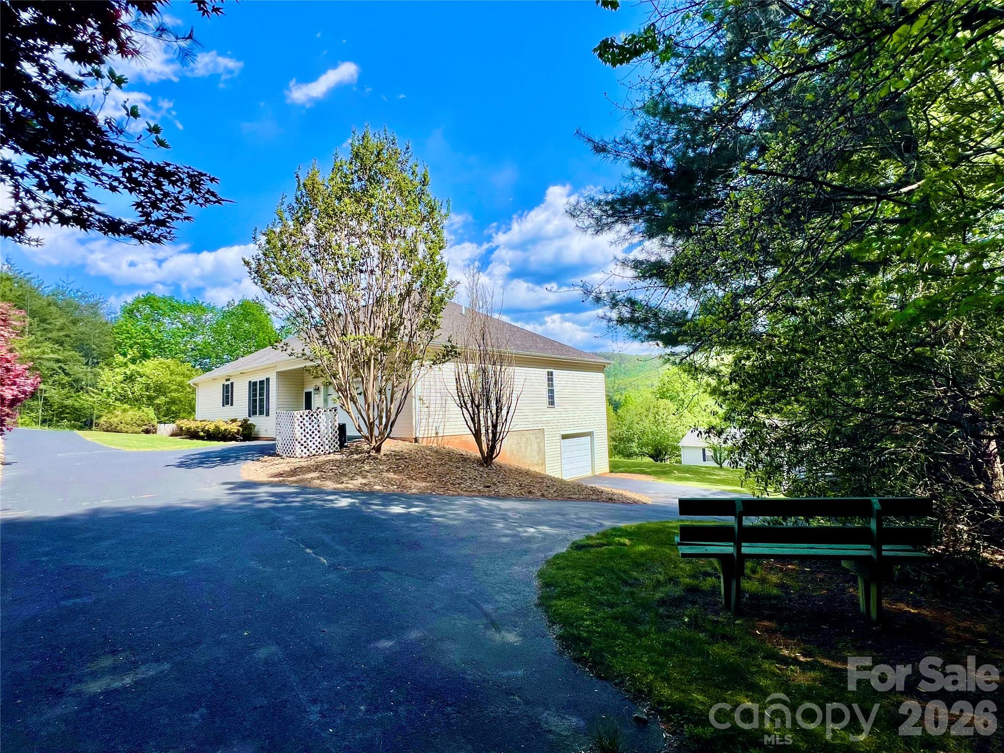 7 Curtis Drive Hendersonville NC 28739