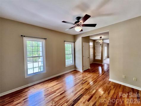 7 Curtis Drive Hendersonville NC 28739