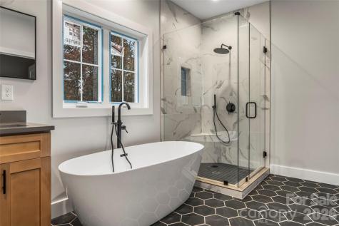 195 Grandview Peaks Drive Nebo NC 28761