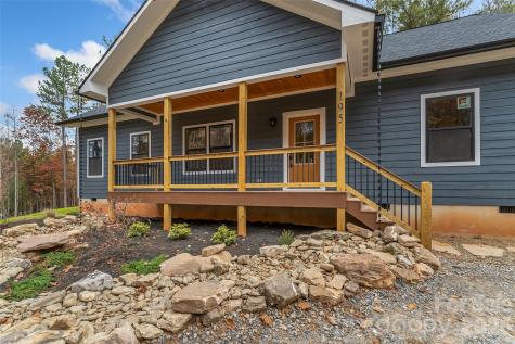 195 Grandview Peaks Drive Nebo NC 28761