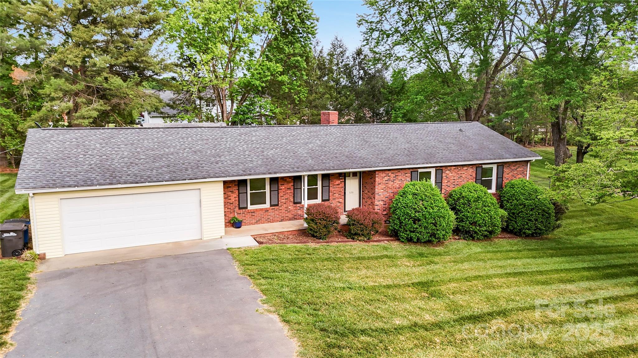 326 N Greenbriar Road Statesville NC 28625