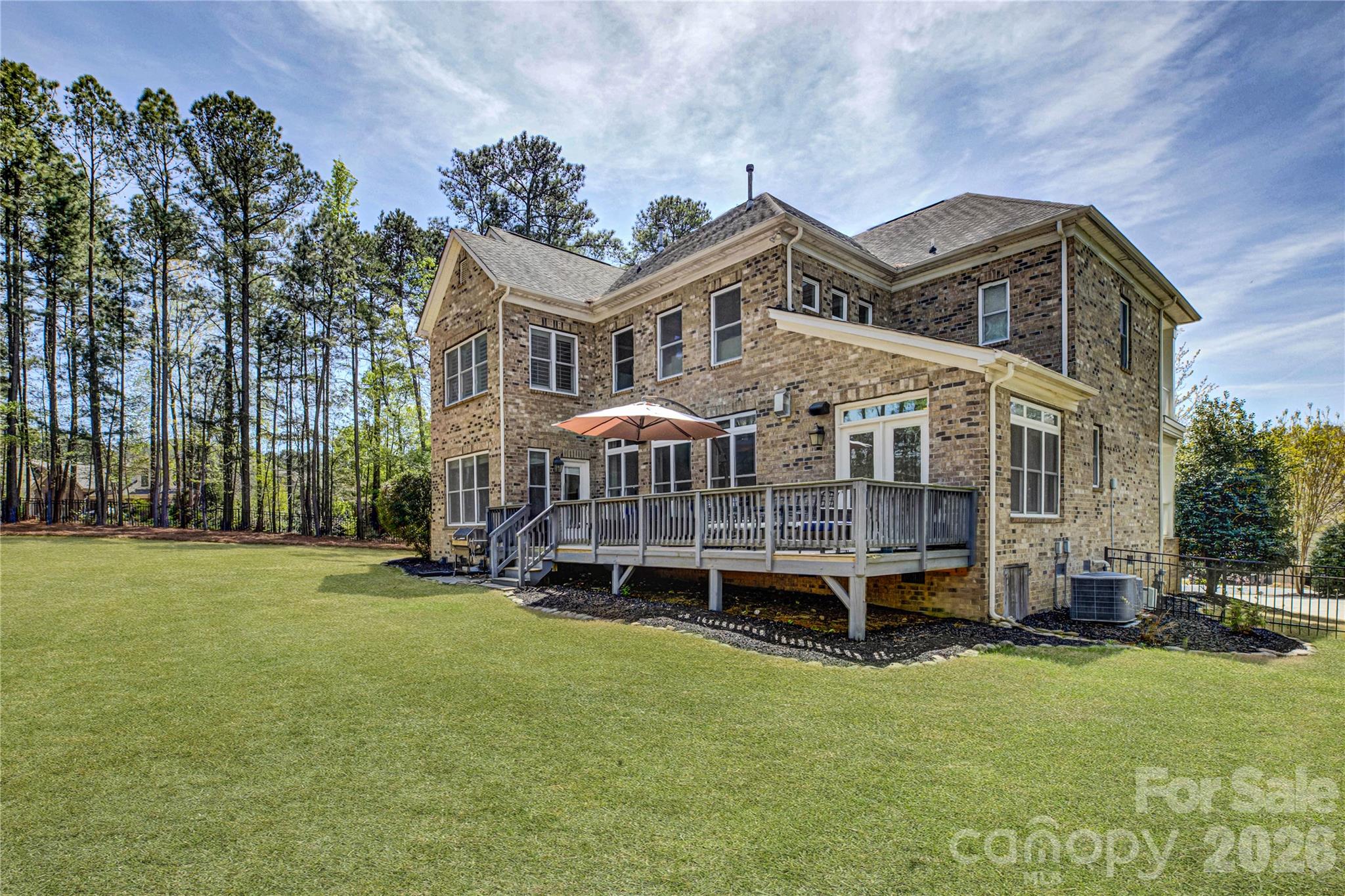 13203 Coyote Creek Court Charlotte NC 28278