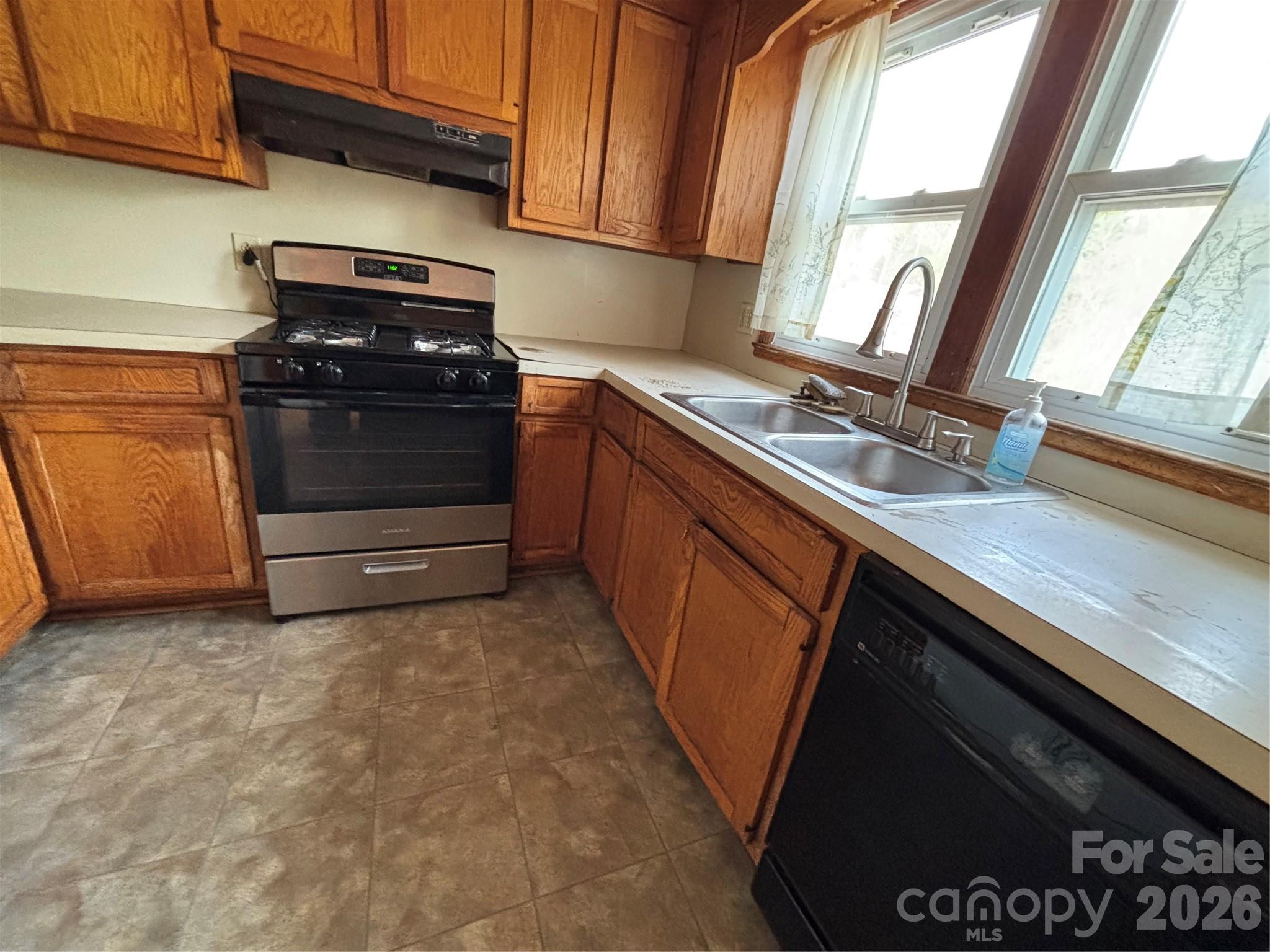 71 Balm Grove Avenue Asheville NC 28806