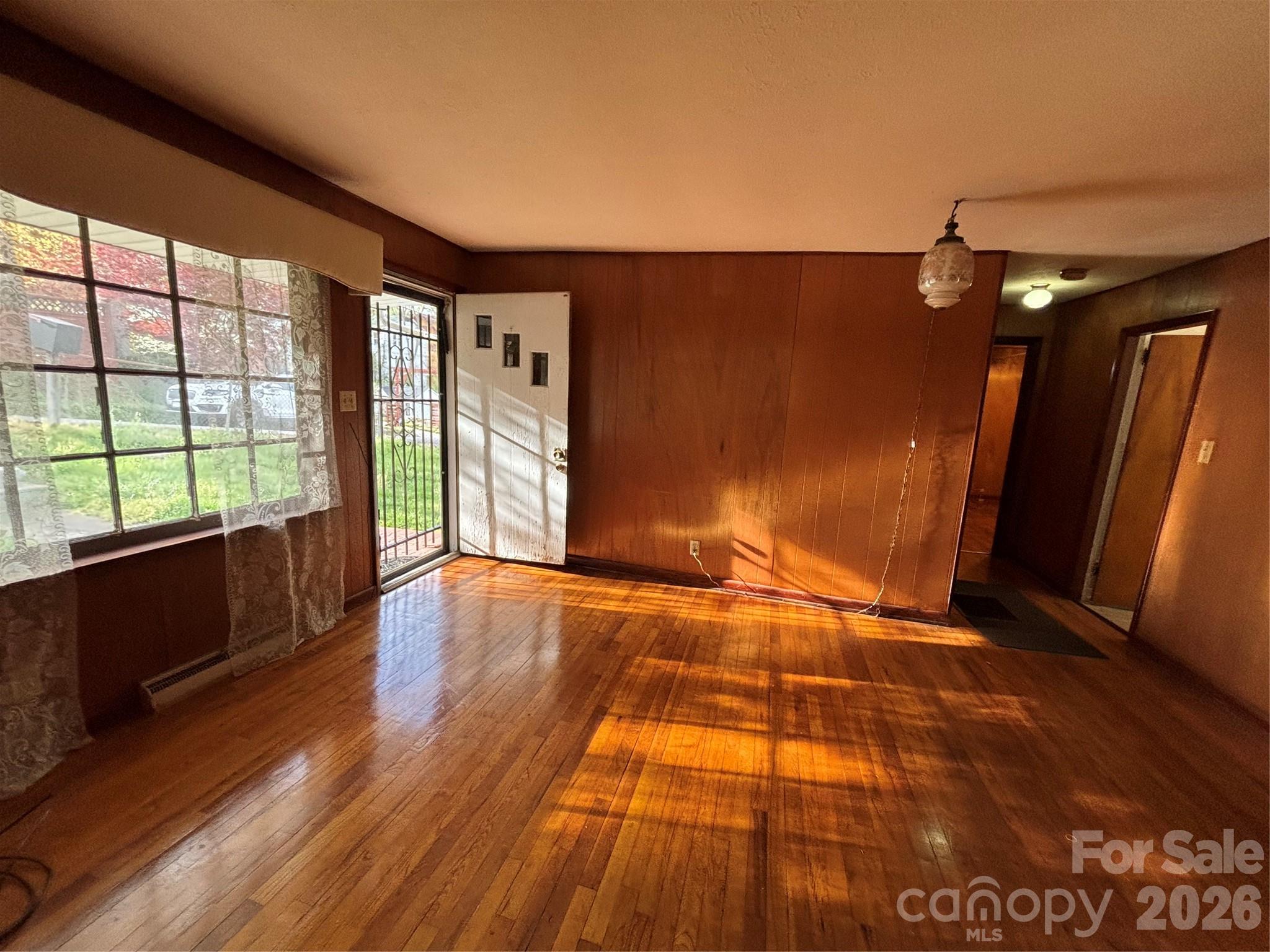 71 Balm Grove Avenue Asheville NC 28806