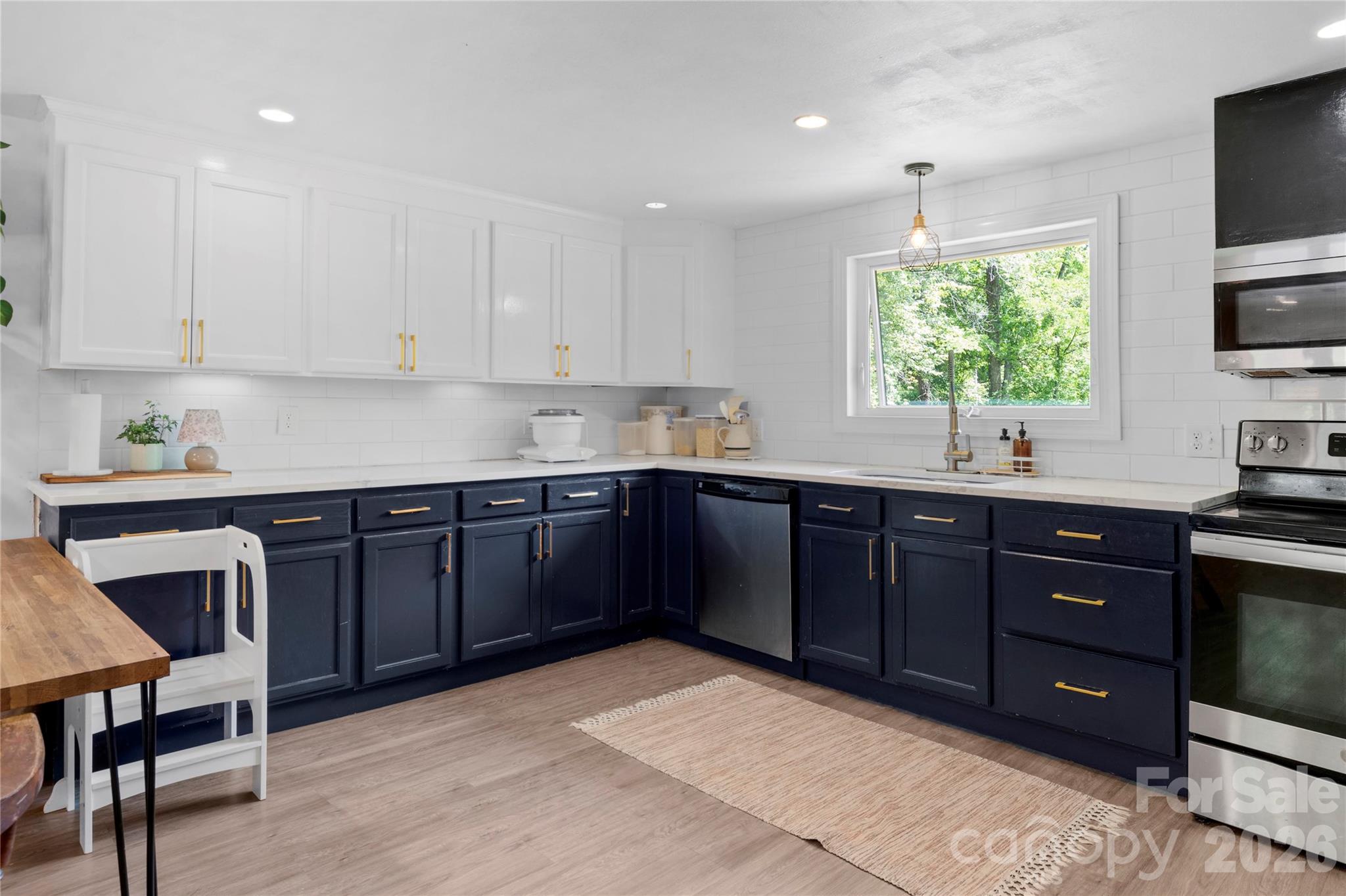 142 Pioneer Road Harmony NC 28634