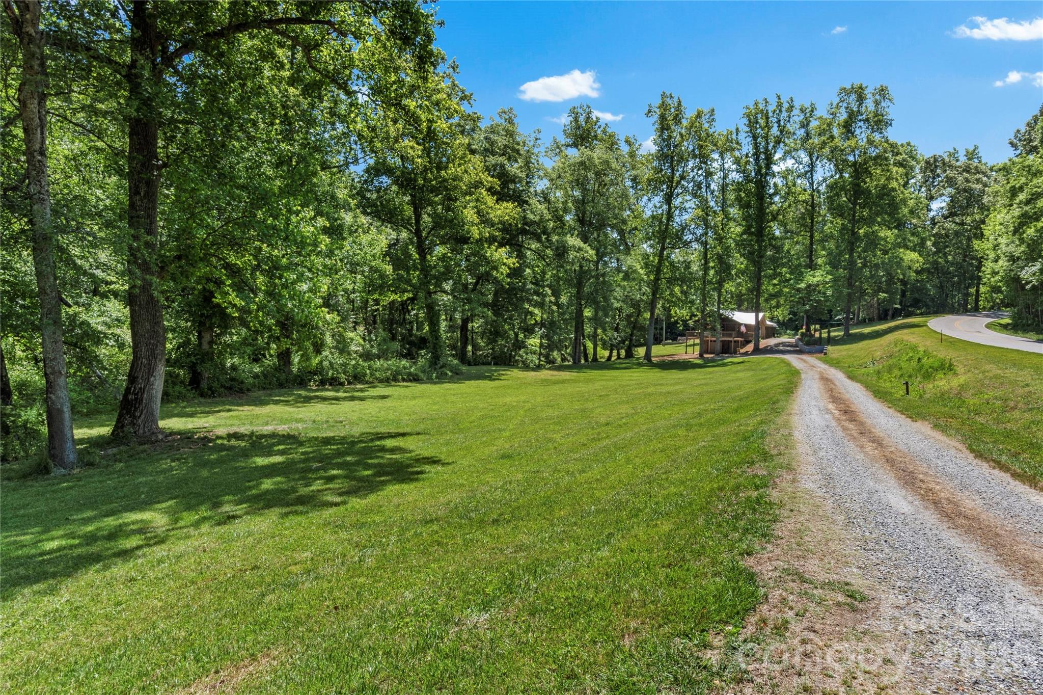 142 Pioneer Road Harmony NC 28634