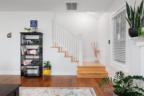 11 Knotty Alder Court Candler NC 28715