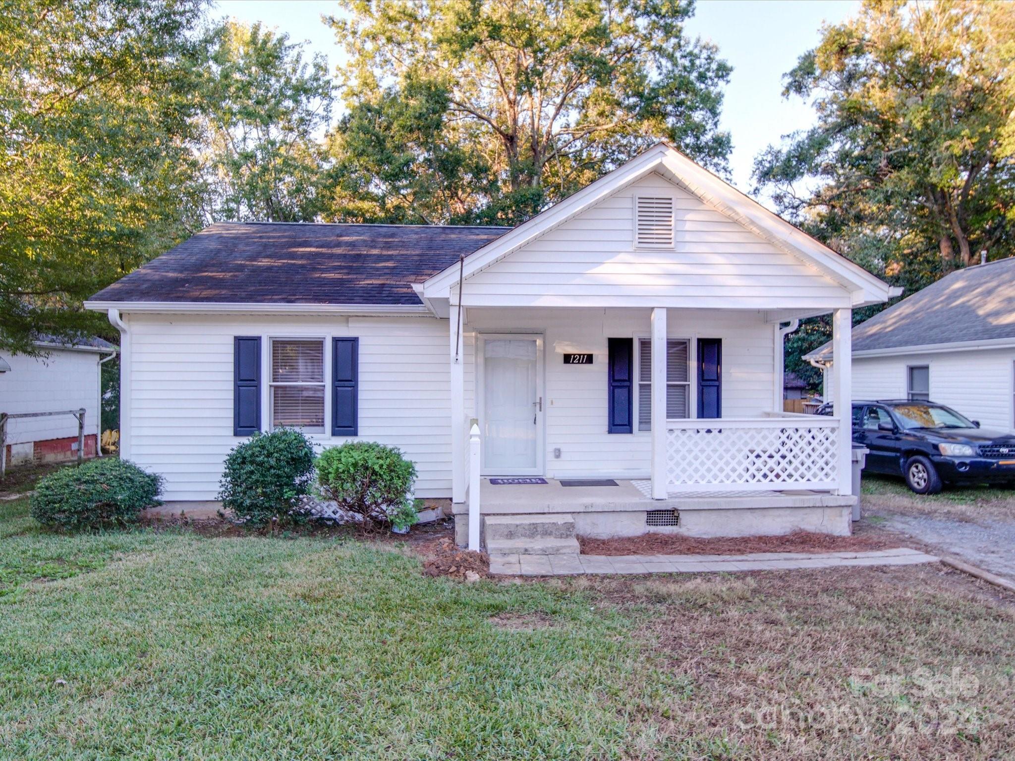 1211 Cloninger Avenue Gastonia NC 28052