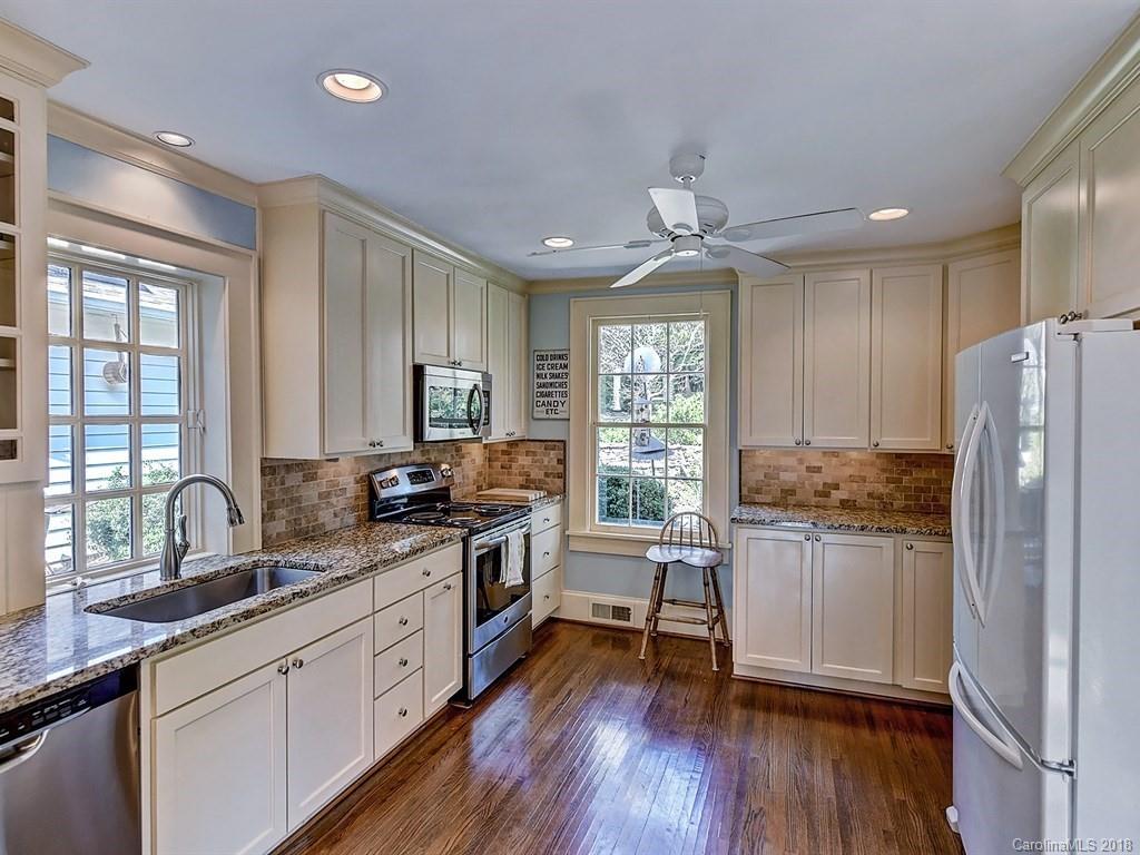 2617 Briarcliff Place Charlotte NC 28207