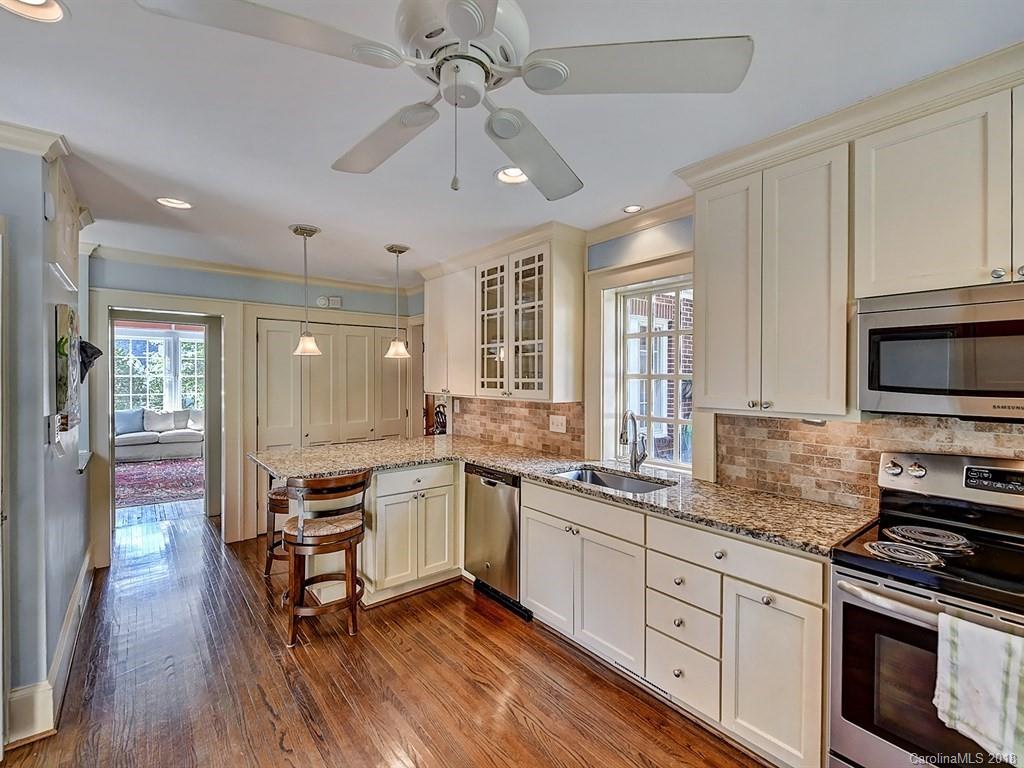 2617 Briarcliff Place Charlotte NC 28207