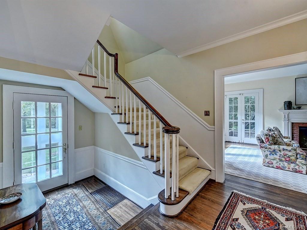2617 Briarcliff Place Charlotte NC 28207