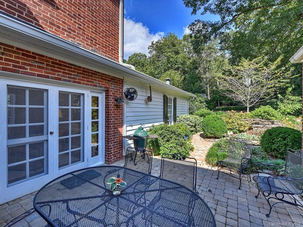 2617 Briarcliff Place Charlotte NC 28207
