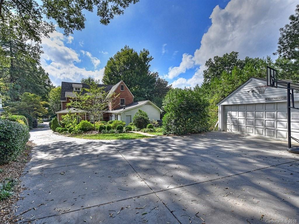 2617 Briarcliff Place Charlotte NC 28207