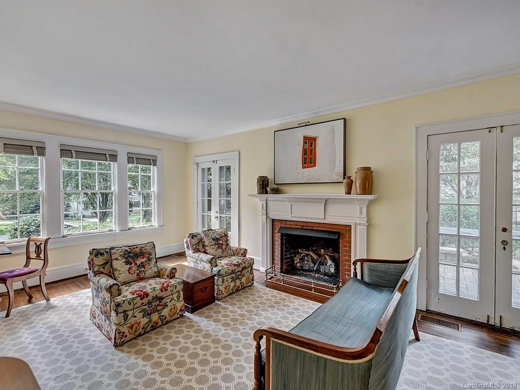 2617 Briarcliff Place Charlotte NC 28207