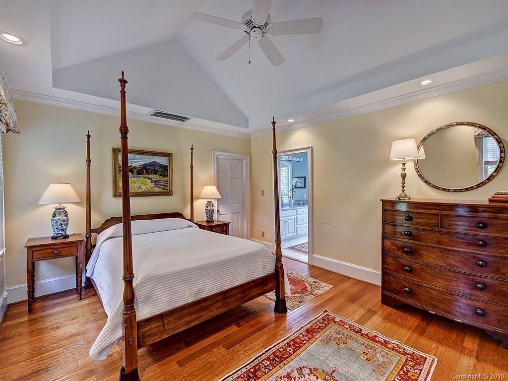 2617 Briarcliff Place Charlotte NC 28207