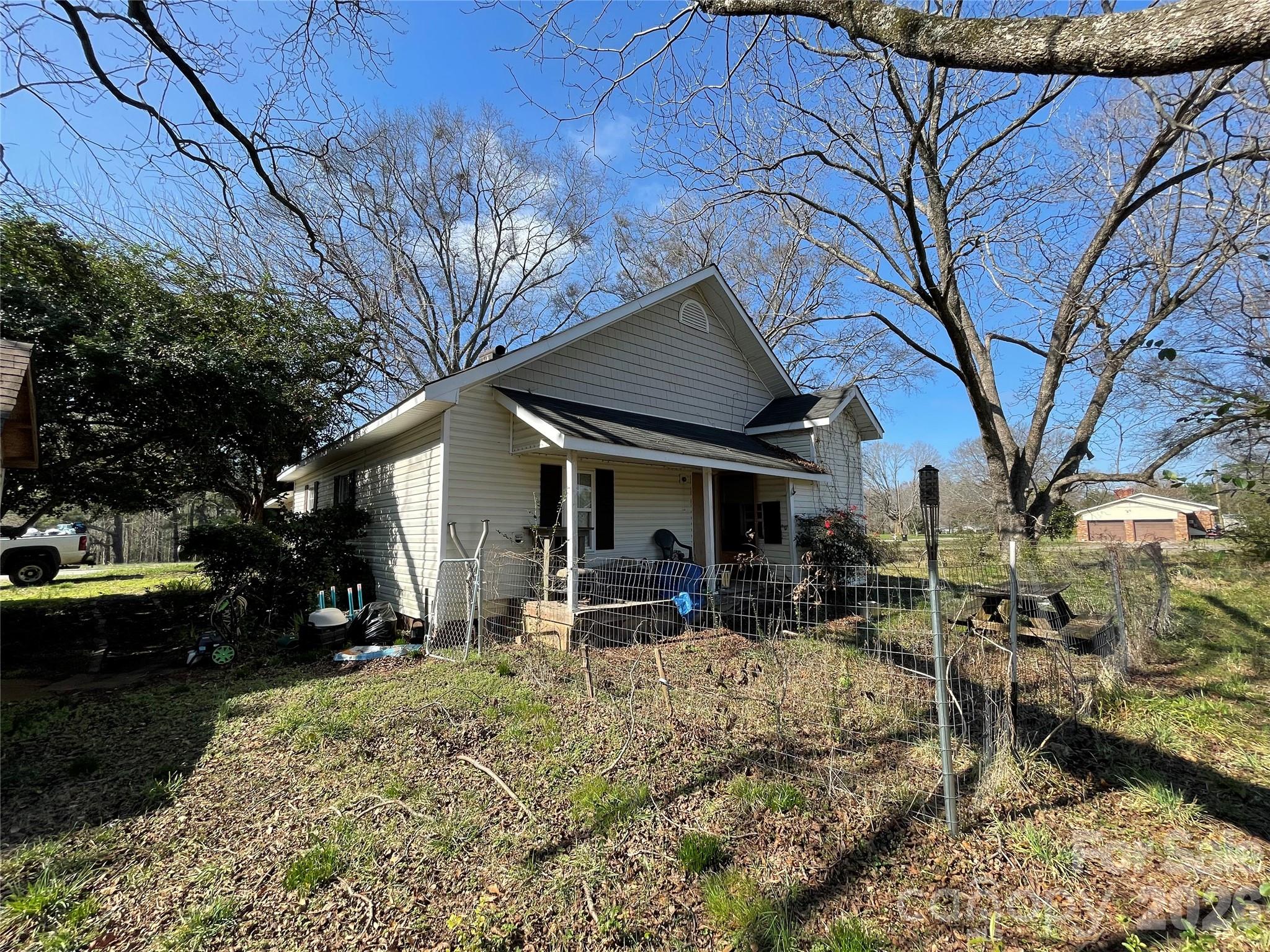 2831 Bettis Road Grover NC 28073