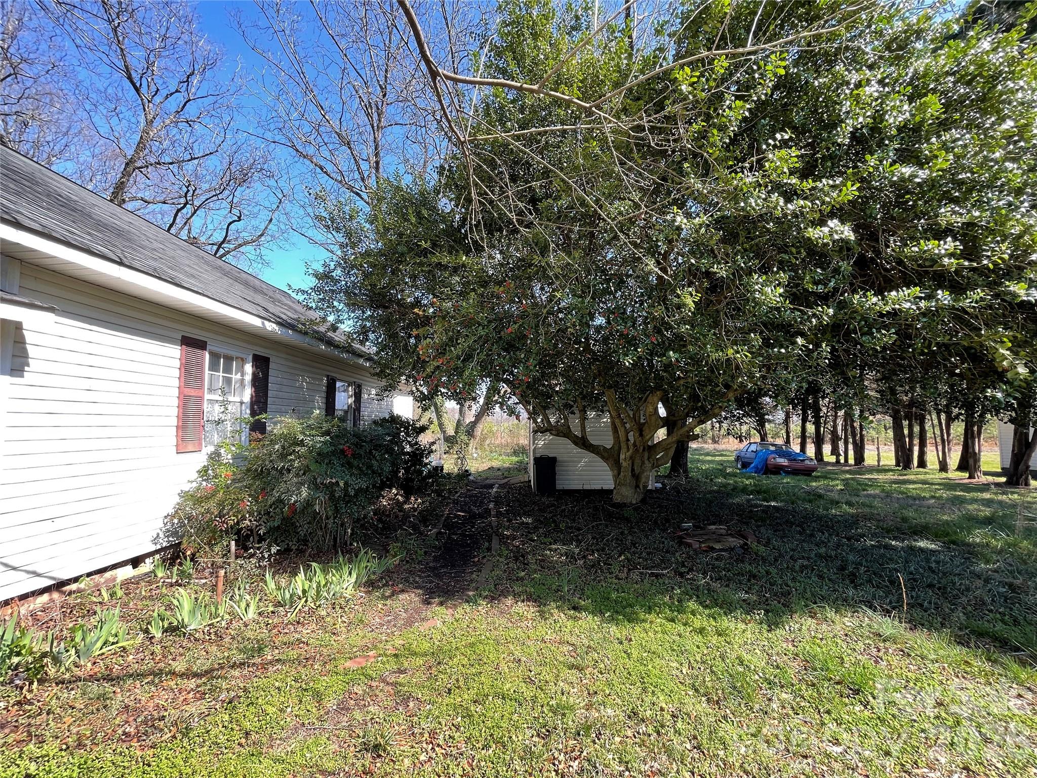 2831 Bettis Road Grover NC 28073