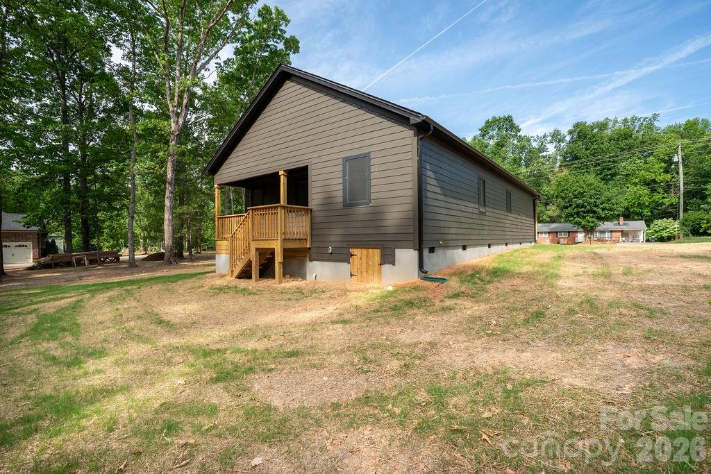 2424 Puetts Chapel Road Bessemer City NC 28016