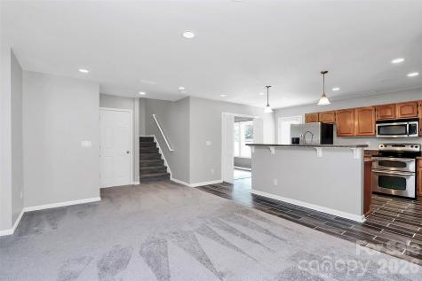 15705 Lakepoint Forest Drive Charlotte NC 28278