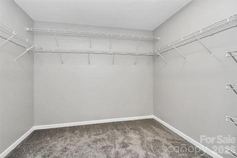 15705 Lakepoint Forest Drive Charlotte NC 28278