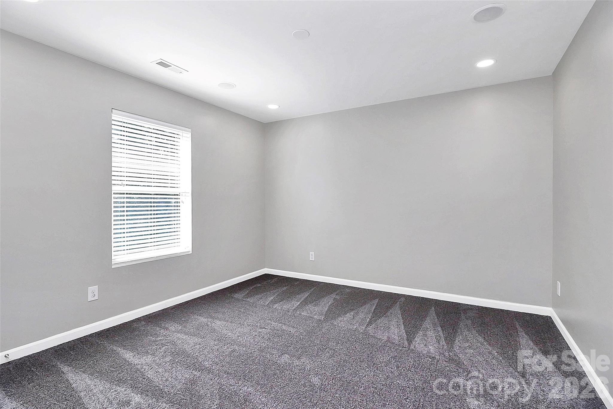 15705 Lakepoint Forest Drive Charlotte NC 28278