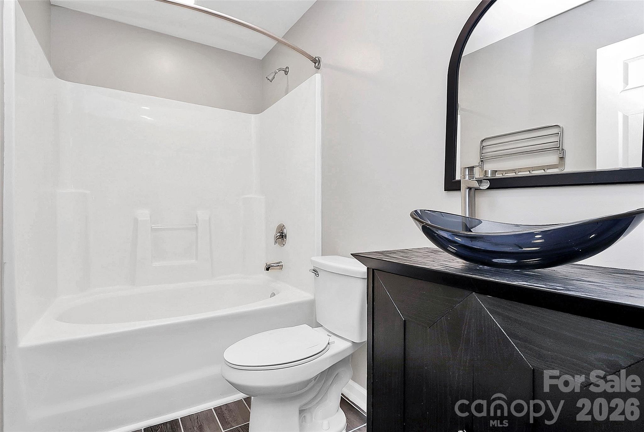 15705 Lakepoint Forest Drive Charlotte NC 28278