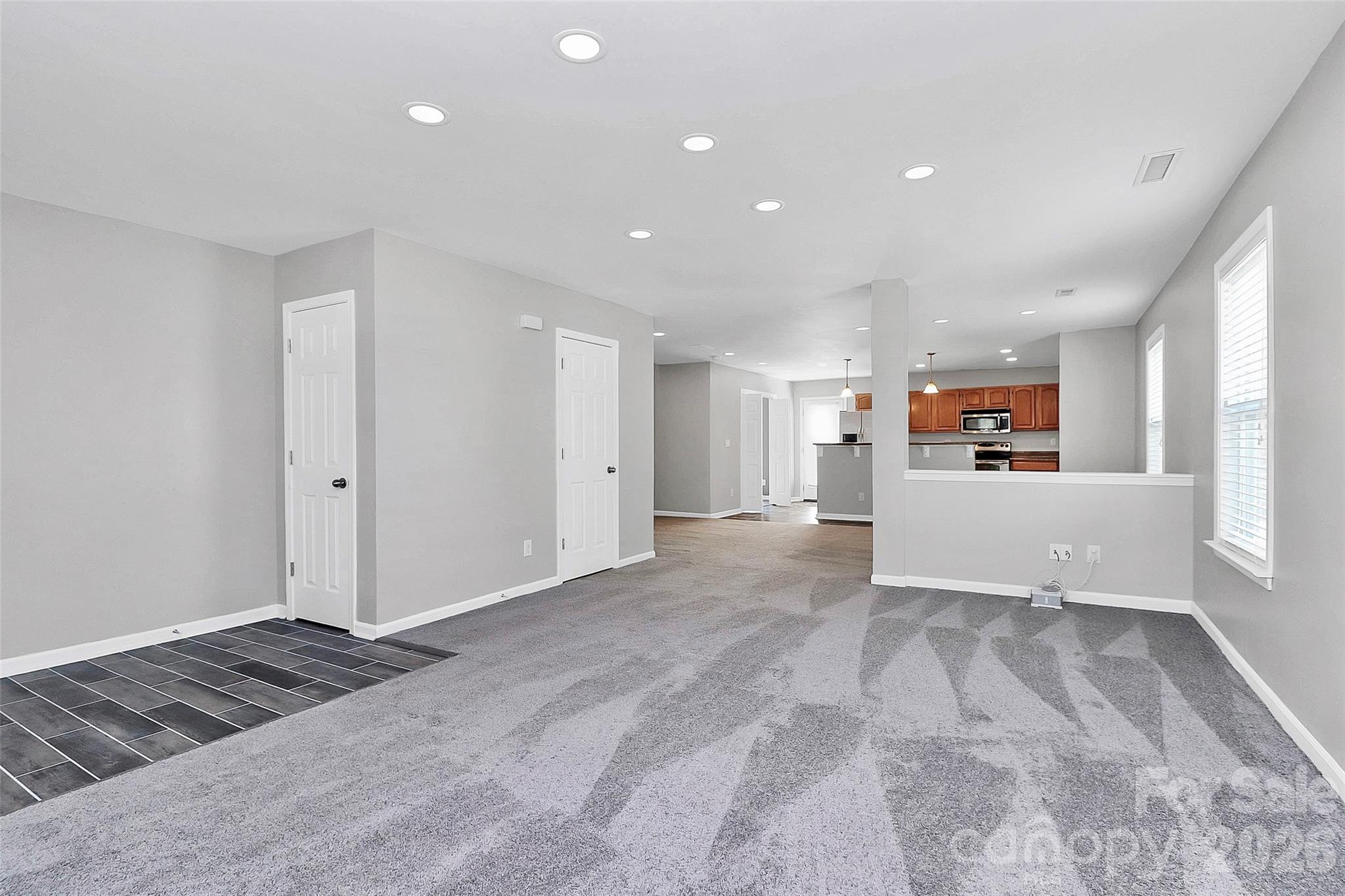 15705 Lakepoint Forest Drive Charlotte NC 28278