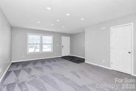 15705 Lakepoint Forest Drive Charlotte NC 28278