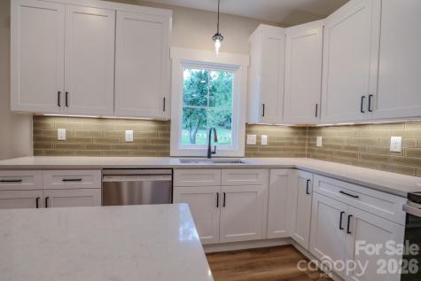 156 Oakdale Drive Morganton NC 28655
