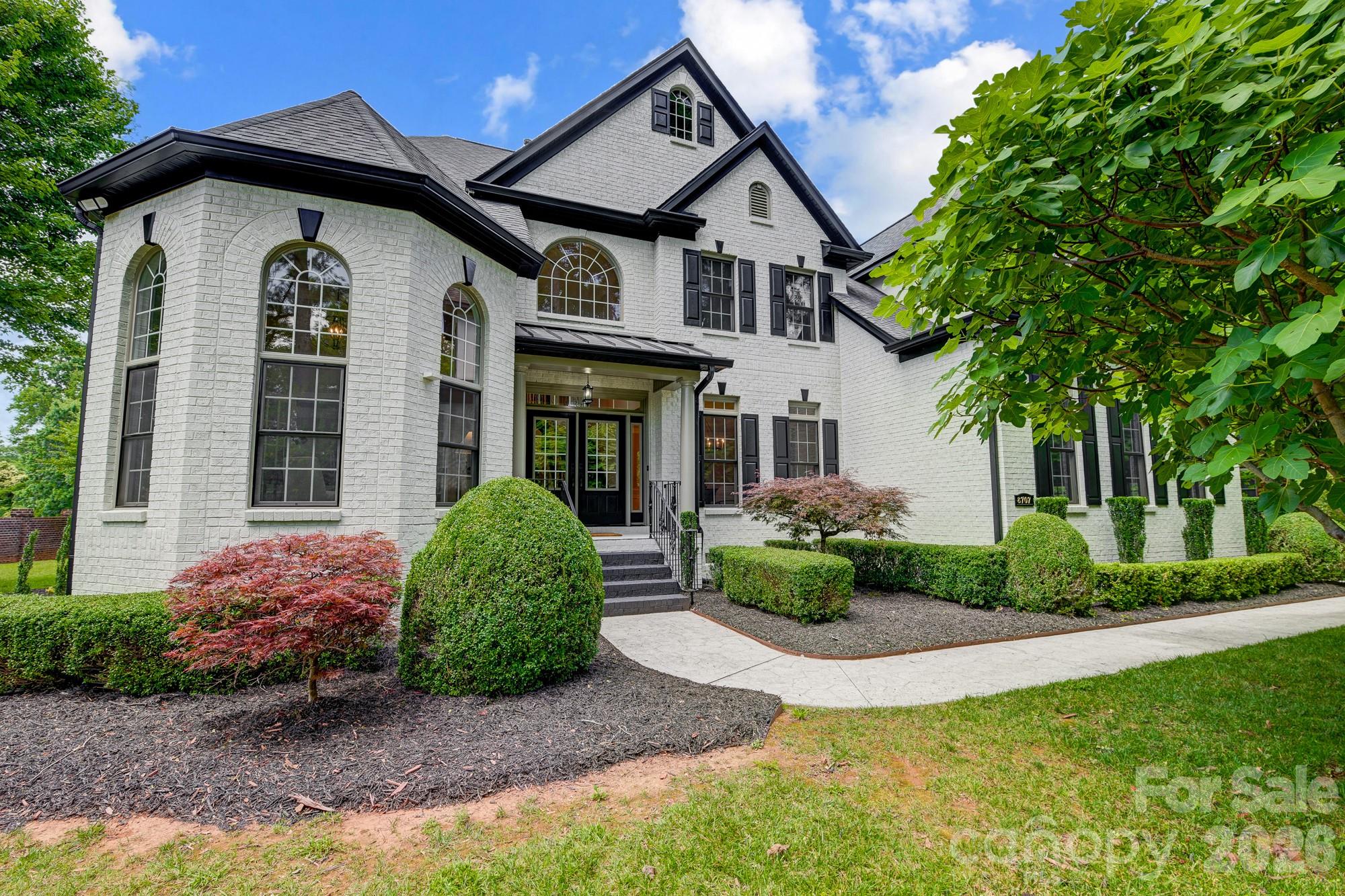 8707 Fairview Road Charlotte NC 28226