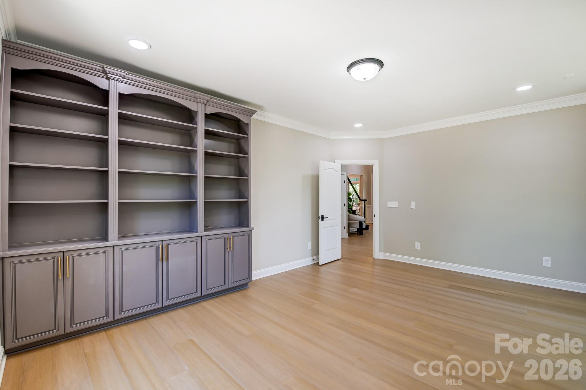 8707 Fairview Road Charlotte NC 28226