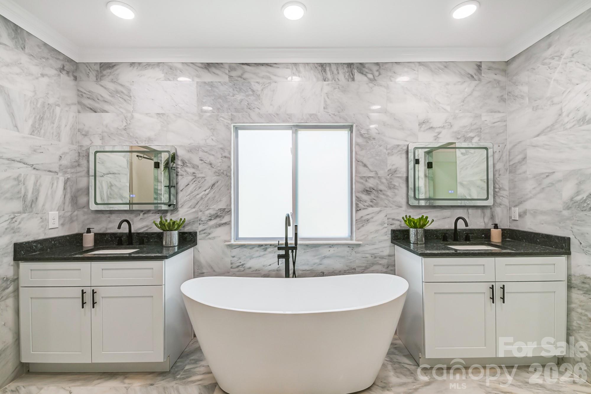 8707 Fairview Road Charlotte NC 28226