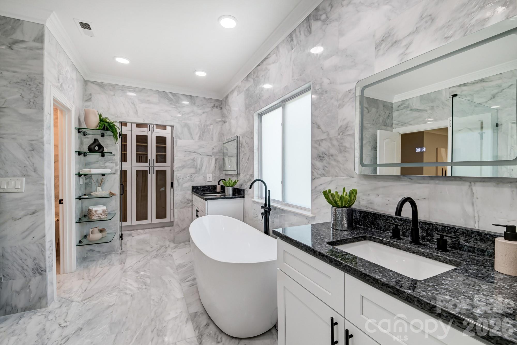 8707 Fairview Road Charlotte NC 28226