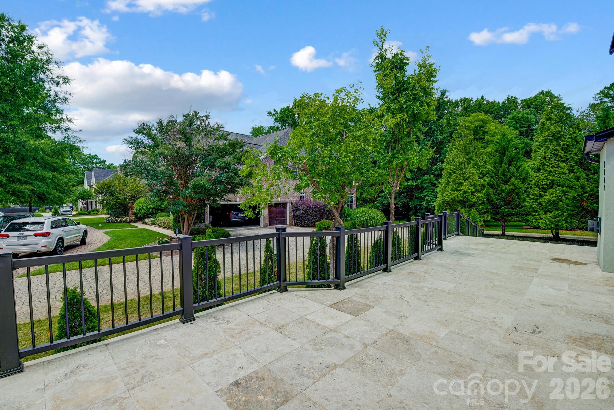 8707 Fairview Road Charlotte NC 28226