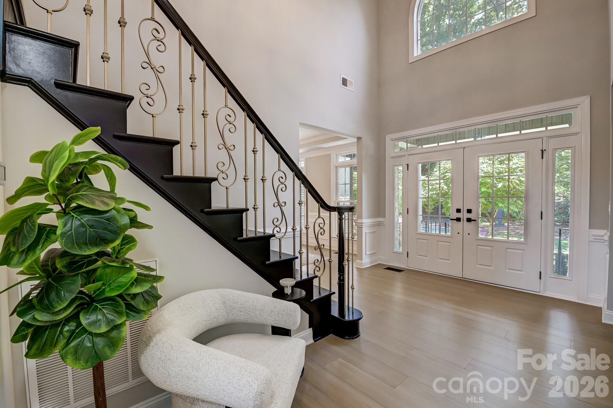 8707 Fairview Road Charlotte NC 28226