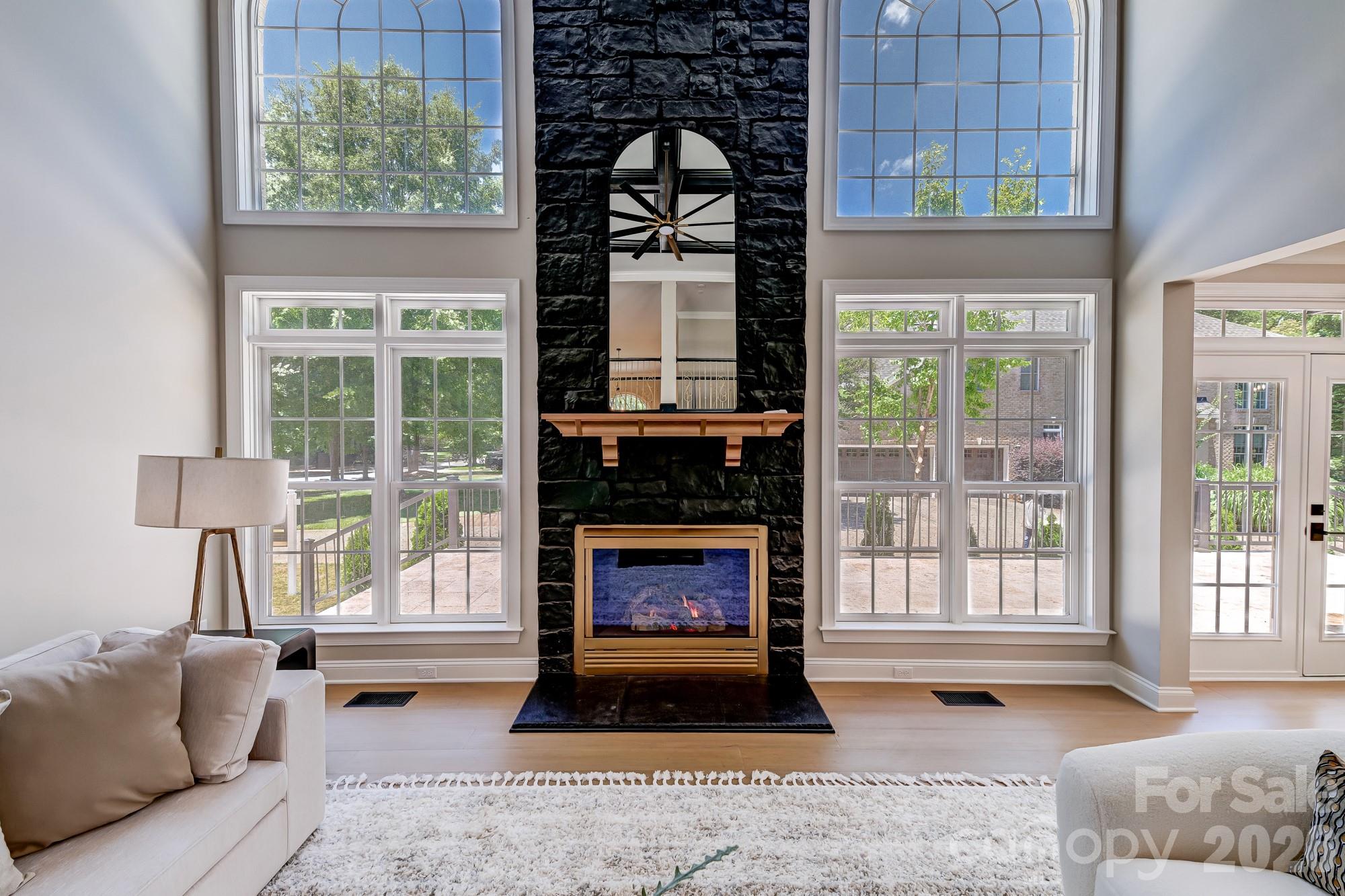 8707 Fairview Road Charlotte NC 28226