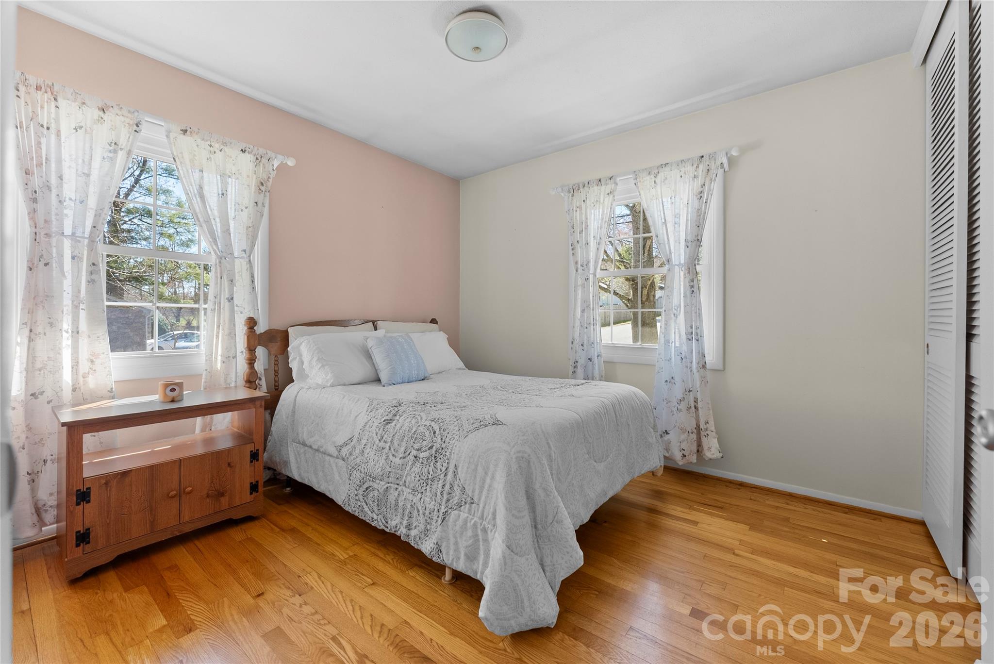 879 New Haw Creek Road Asheville NC 28805