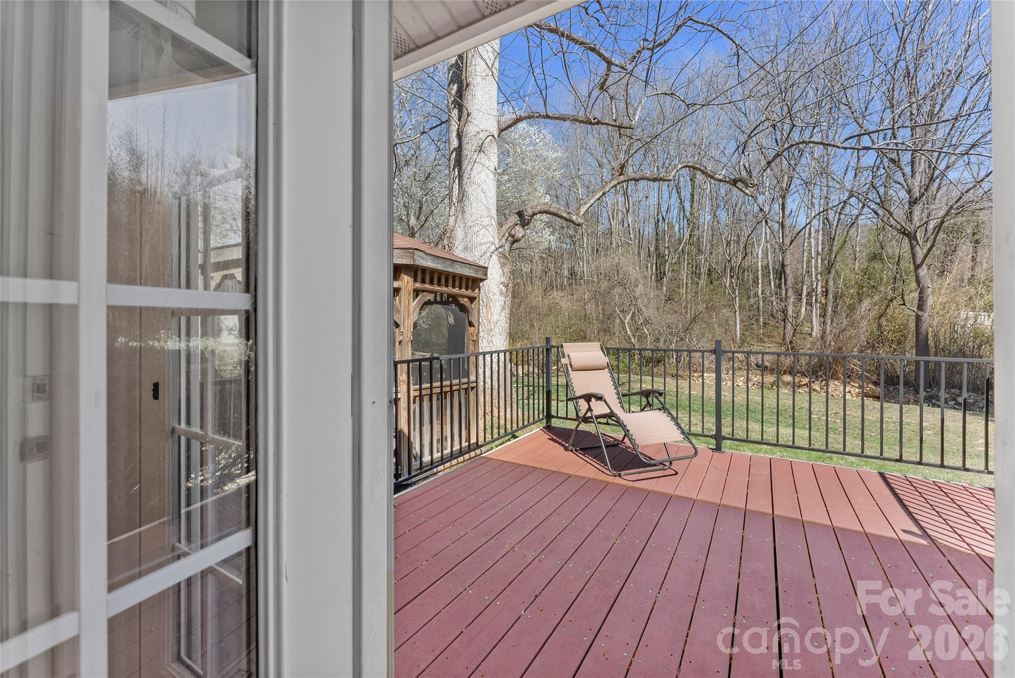 879 New Haw Creek Road Asheville NC 28805